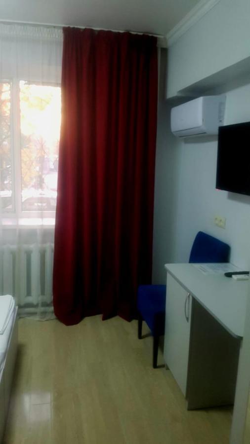 R.Street Hotel Алматы Экстерьер фото