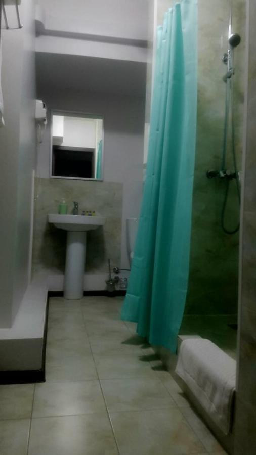 R.Street Hotel Алматы Экстерьер фото